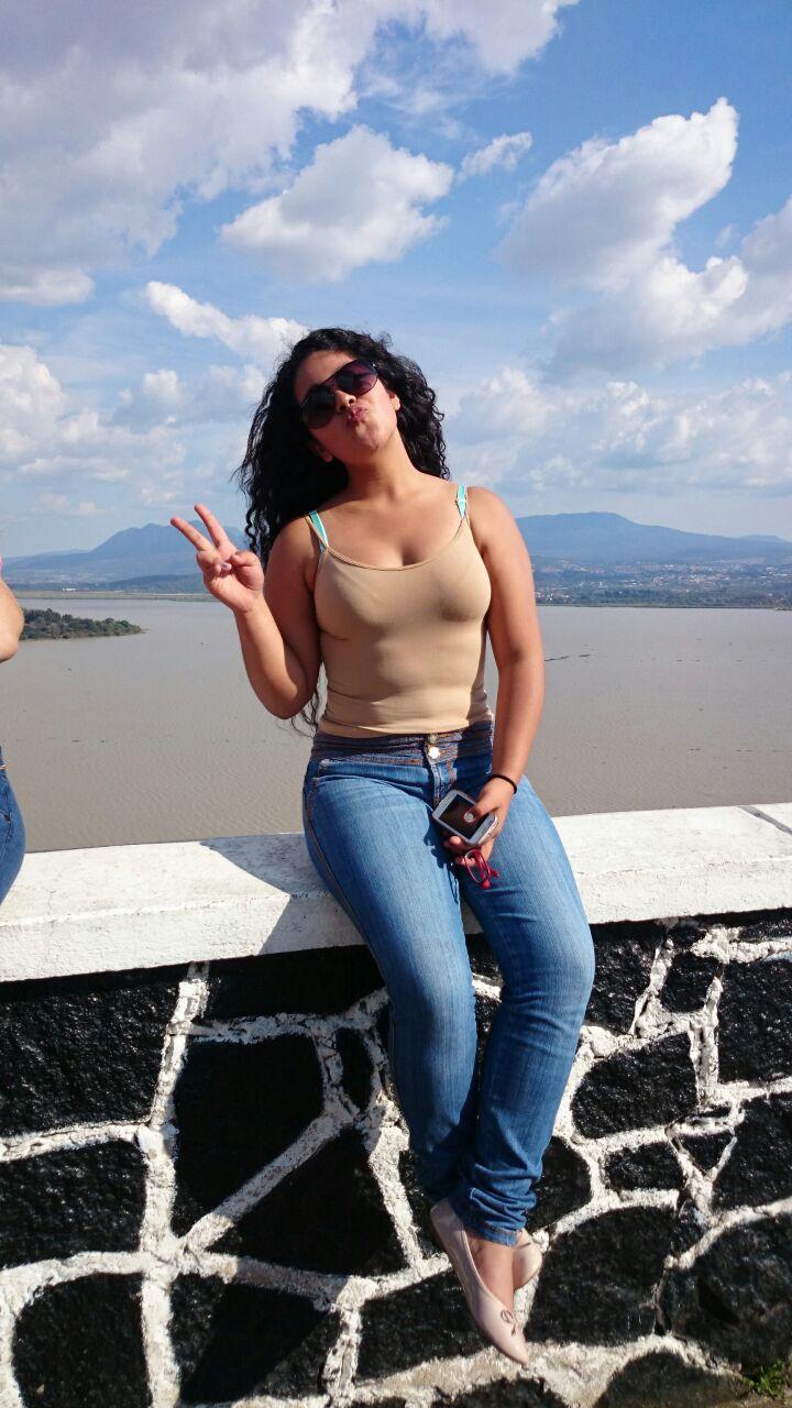 Solo lo amo a el *--*  Hablen mas bby's