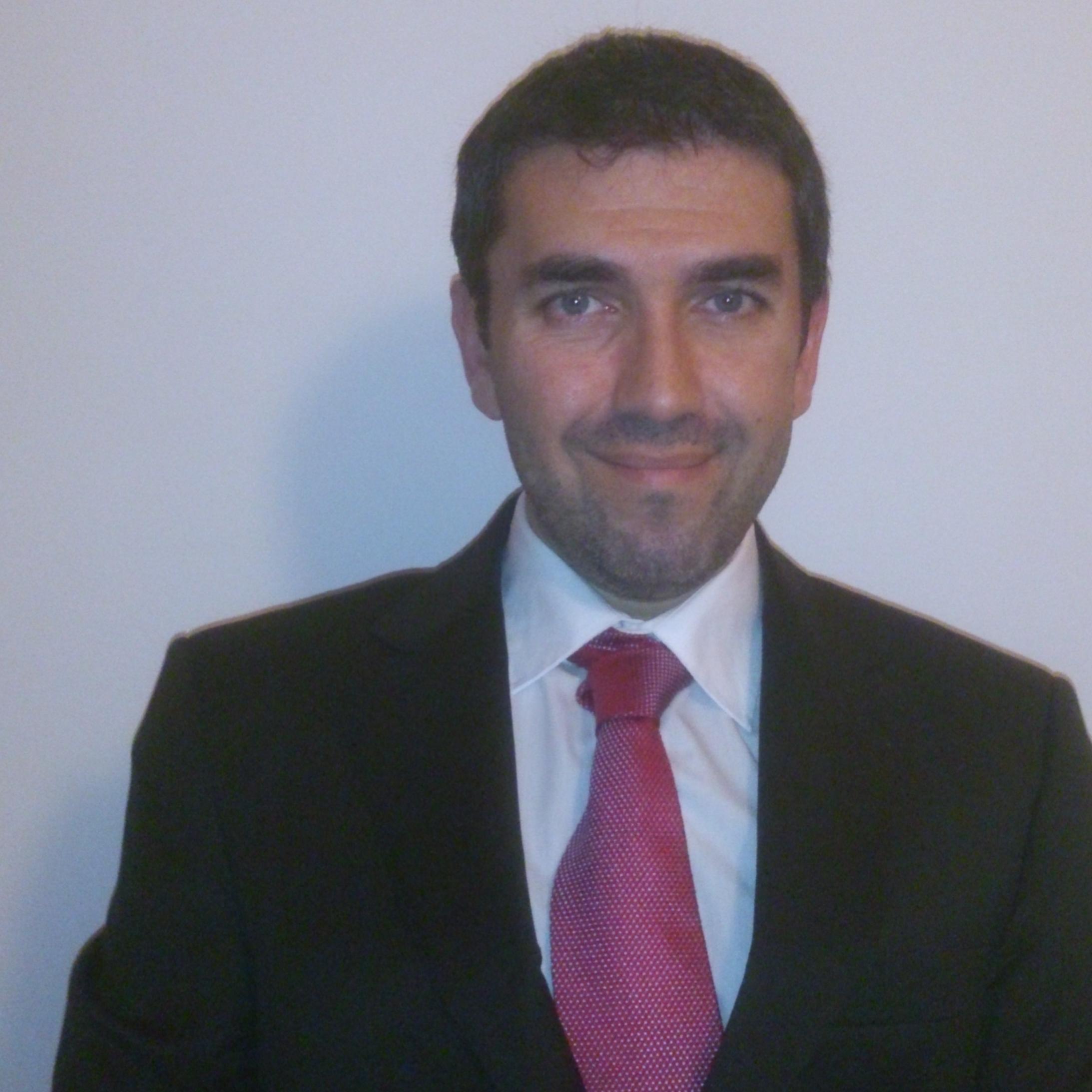 Abogado Laboralista y Técnico Superior en Prevención de Riesgos Laborales. Máster en Asesoría Jurídica. Siempre aprendiendo.