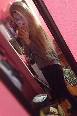 e94607470's profile picture. +17