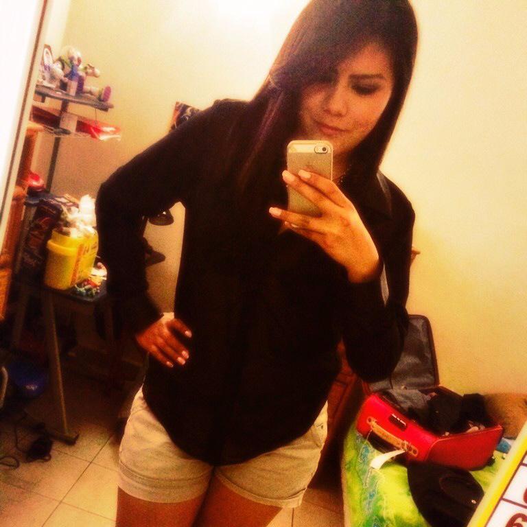 Paez_Ximena's profile picture. .