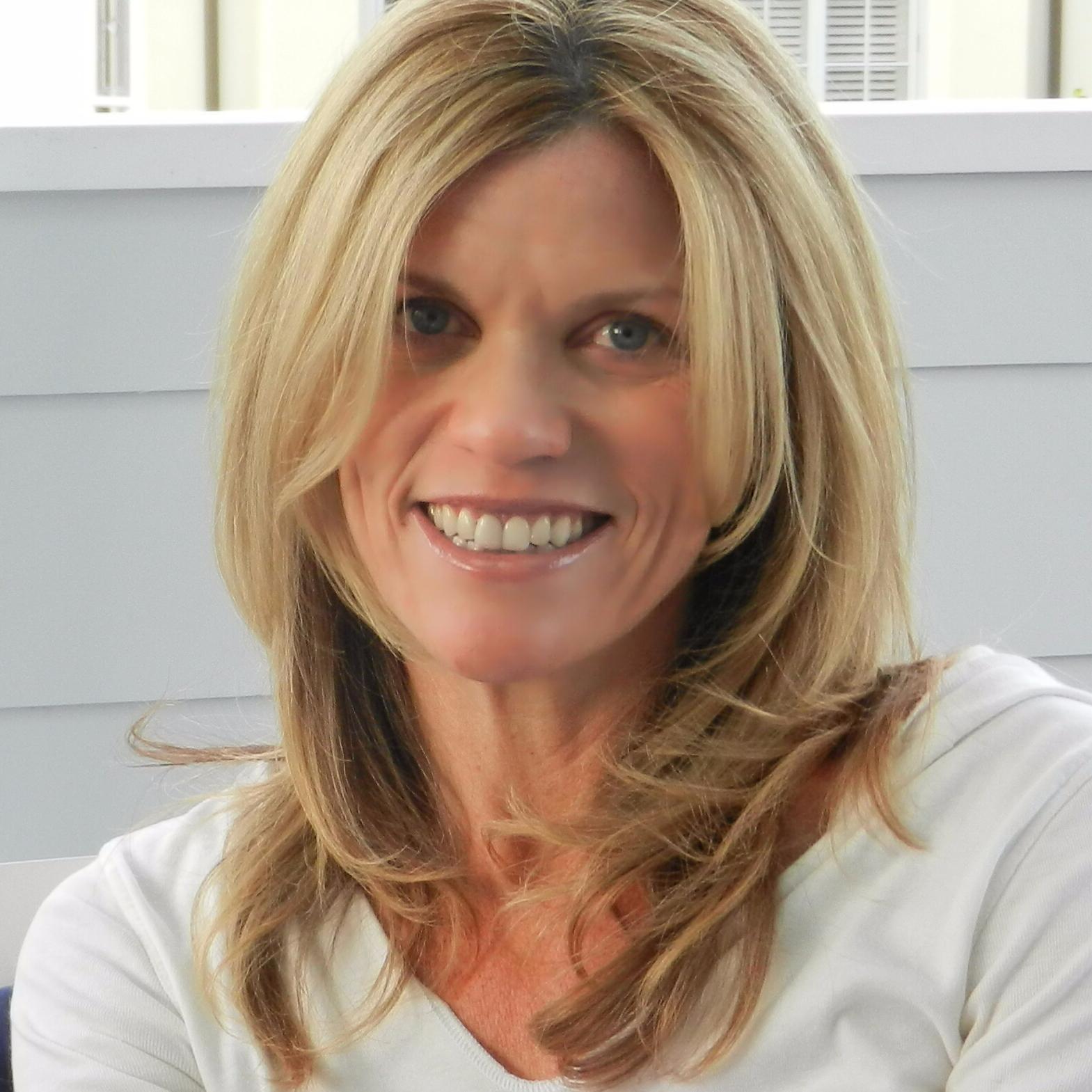 suzblake's profile picture. 