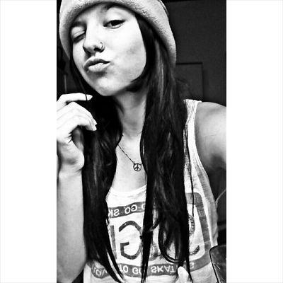 whats: 993258803