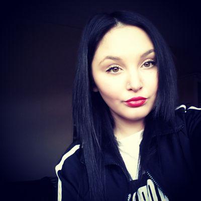 love me or hate me pls