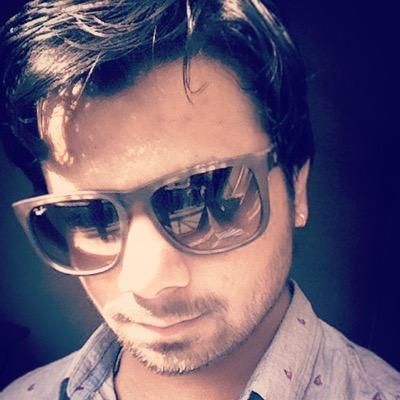Entrepreneur. Startup enthusiast.
Desh Bhakt
Crazy for Beauties and Brave for Cuties 😍
