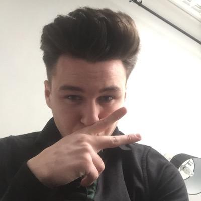 #1 Fan page of @boxyandco, follow him hes amazing