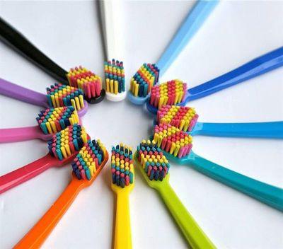 comercializamos productos dentales marca Curaprox       contacto@dentswiss.cl