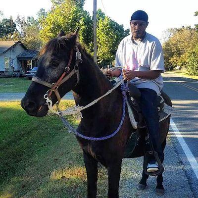 41 , BLACK MAN C.E.O. OWNER AND OPERATOR AT S & G HORSE STABLES DOG POUND M/C LITTLE ROCK AR. founding members https://t.co/WJE6OneDEw