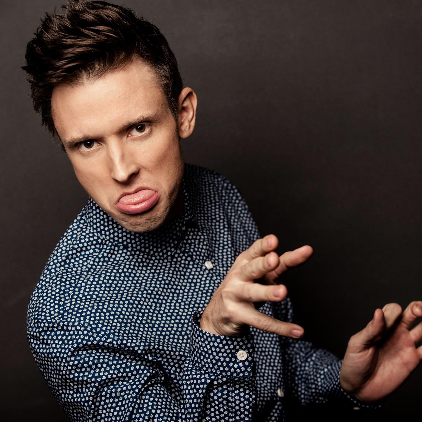 Actor. Comedian. Human being. https://t.co/0bCRDFLIg6