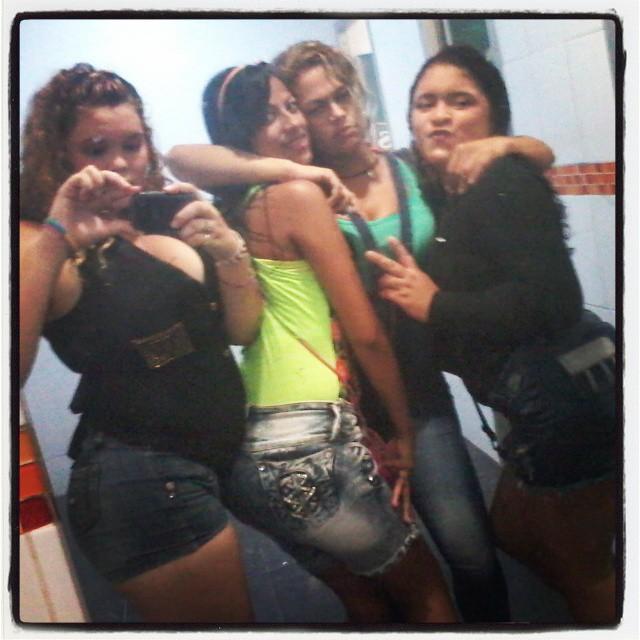 Britanny♡Motivo de Mi felicidad,Mami Elsy Te extraño & Manita Tatiana PukaAndrea♡'Mis Motivo de felicidadddd
