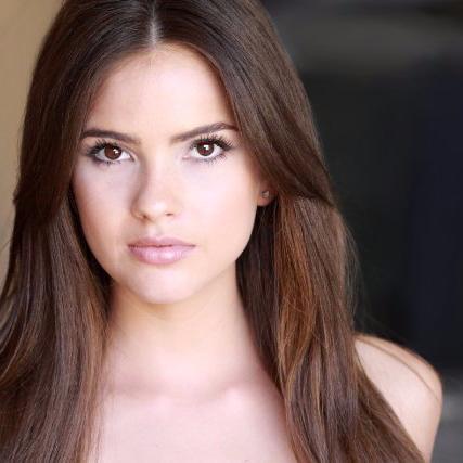 Carrow_world's profile picture. 16.Alemana,Digna hermana de Amycus y Alecto Carrow . Ex-Durmstrang. Enamorada de Viktor Krum .Mortifaga. 5° curso, Slytherin. #POTTERWORLD