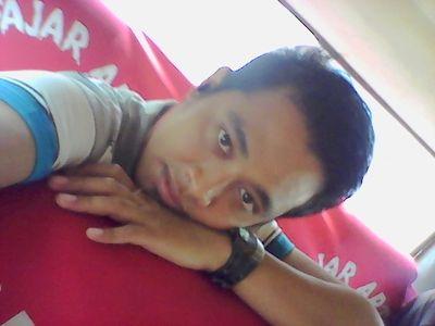 hidup akan indah jika ada yang sayang sama kita