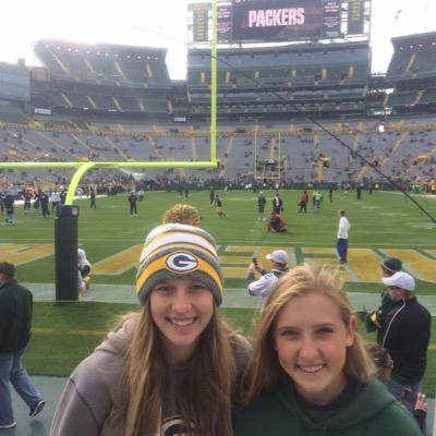 st_nicki's profile picture. 