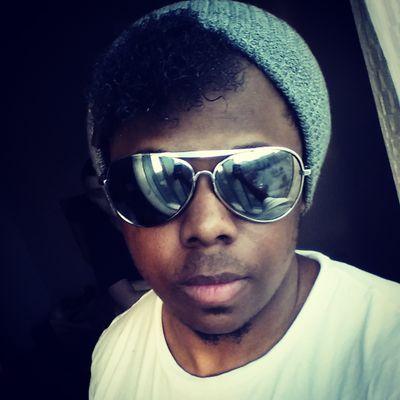 Themarionette94's profile picture. I finally made an account...Lmfao