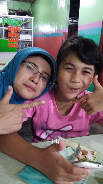 Love Allah and nabi Muhammad SAW!!!!  ] Doraemon , Makan , Jalan jalan semuanya Favoritku ~» Me the Tomboi Girl «~