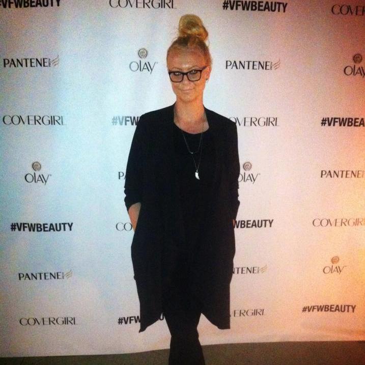 therichpoorgirl's profile picture. The Rich Poor Girl Blog

therichpoorgirlblog@gmail.com