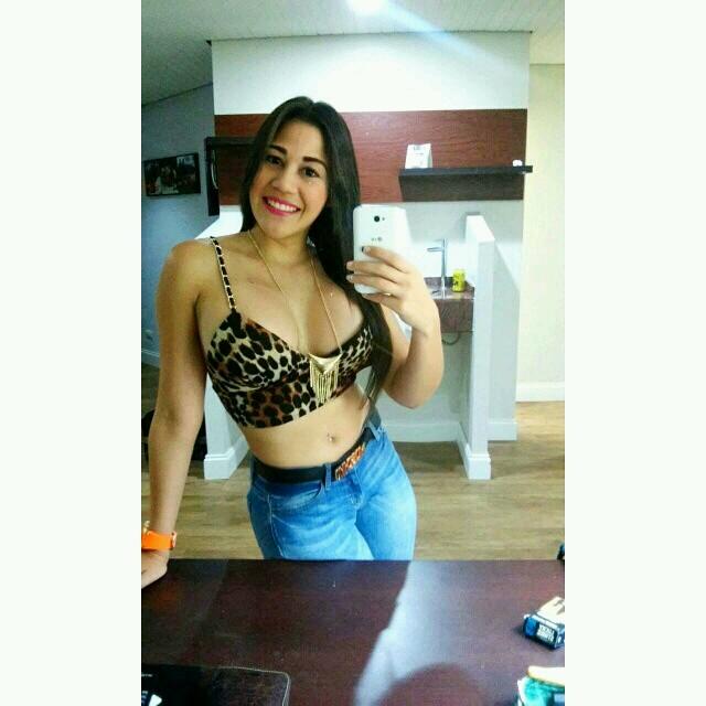 enzarondon's profile picture. Abogada egresada de la Ucab Guayana. 23 años.