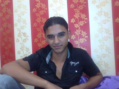 6037ba942b4a4d4's profile picture. ‏غامض في دنيا 
امتلئها الغموض