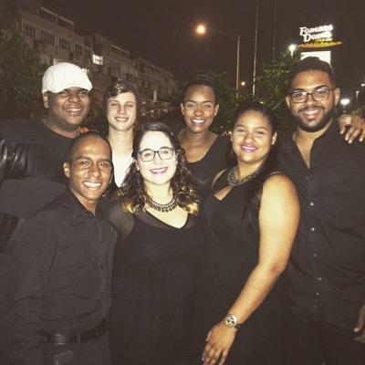 Twitter oficial de Síncopa. | Síncopa es un grupo musical formado por amigos y su amor a la música. |