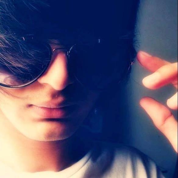 Aldovacobson's profile picture. You know why it's hard to be happy sometimes? Because you find it hard to let go of the things that make you sad.