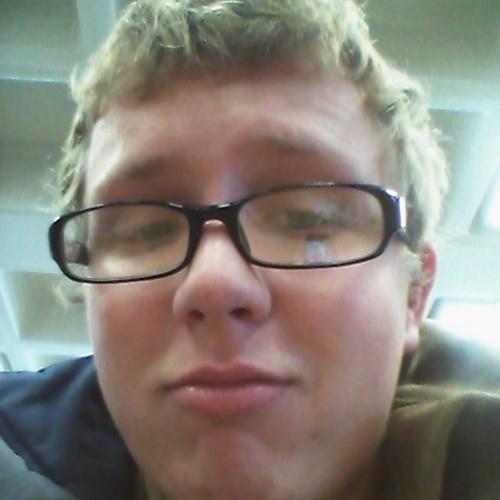 lyndonpratt3's profile picture. 