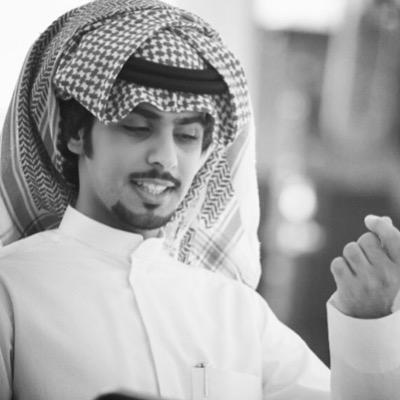 احب انا شوفك وصوتك وطاريك دايم وفكري فيك هايم وحاير بالصمت اهوجس بك وبالصوت اناديك ☀