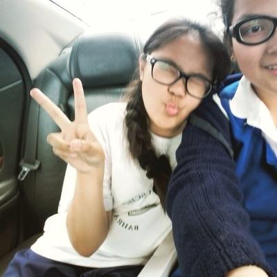 _FashionMusic_'s profile picture. Disney is my life,But my family and friends are my world.
I love to bake and sing 
YFC member ❤️