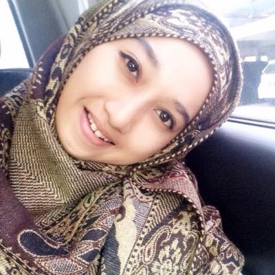 Jadikan hambaMu tuk selalu bersyukur dan taat pada takdir