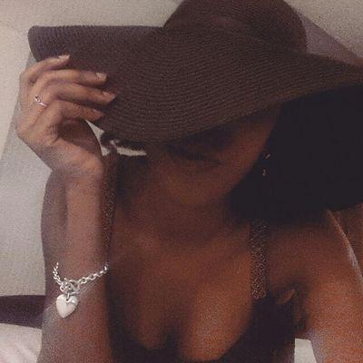 iamtheGen's profile picture. A Black Creative Queen who dreams with her eyes open, loves Reggae, & teaches dance fitness. P.S. No Arsenal slander is tolerated here.