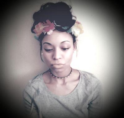 TaviaB08's profile picture. Live YOUR life, laugh and smile. Faith above all.