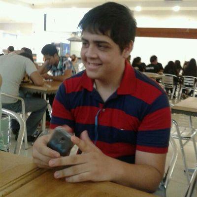 No se que hacer de mi vida,  mucho menos una biografía.