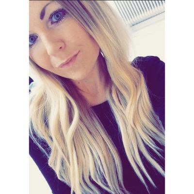 Content Marketing Specialist. Tweets about online marketing and whatever puts a smile on my face.