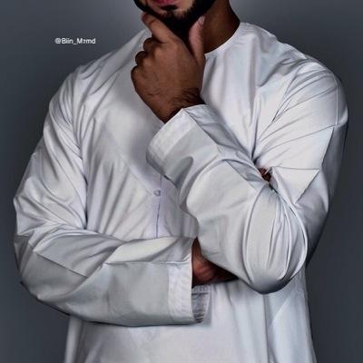 SnapChat: Biin_m7md لاتراقبني ؟ كن جريئا واقترب وحين تمل من مُراقبتي بصمت ، حدثني !! ❤️