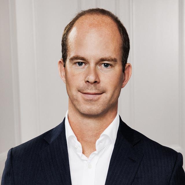 Jobbar med finansiell kommunikation, politiskt intresserad, musikälskare och självklart Djurgårdare. Twittrar som privatperson.