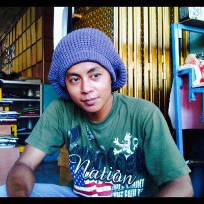 bangga karena menang melawan bangsamu sendiri,itu buruk.