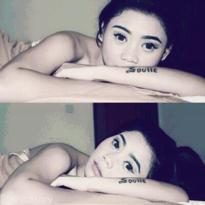 My Pin : 27F610FF • My Whatsapp : 089625996042 • My Line : MyEzaaa_ • I'M FREELANCE TALENT FEMALE DJ and MODEL