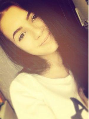 fOlLoW mE pLeAsE aNd I fOlLoW yOu BaCk!!