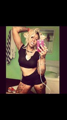 sexyredz4lyfe12's profile picture. keepin it g stayin away frm dem fuck niggas i am my team