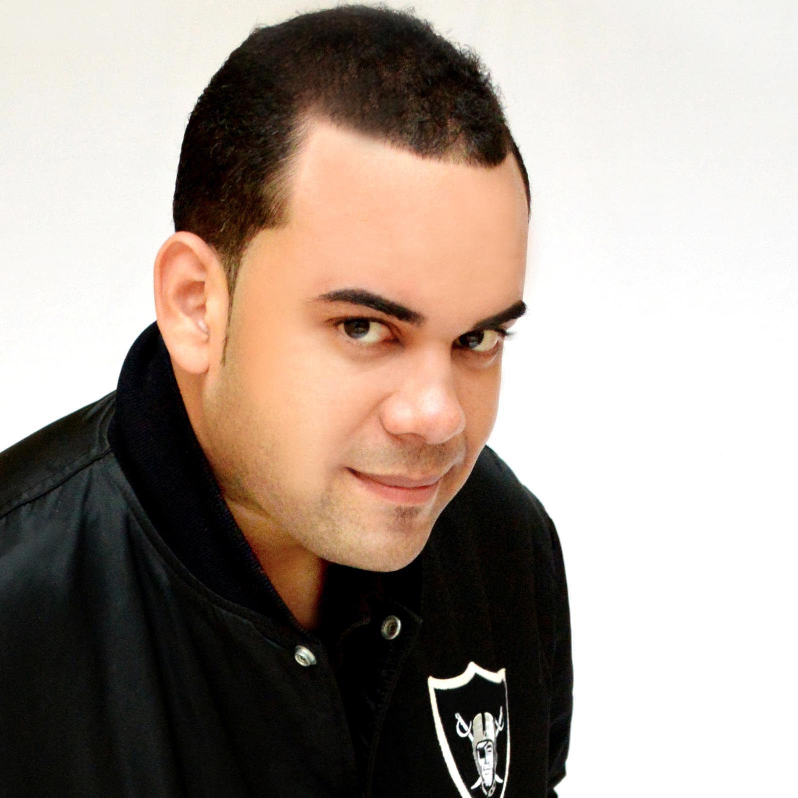 Padre, Mercadologo, fotografo profesional, community manager y creador de Audiovisuales. Whatsapp 829-757-8564