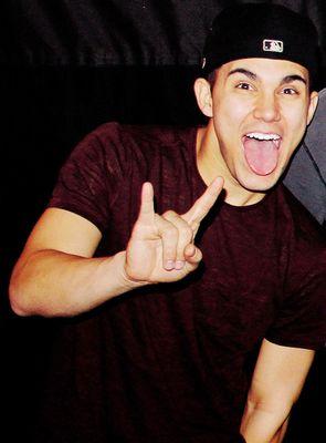 btrddlhng3's profile picture. Free follow from @BTRxLovato.