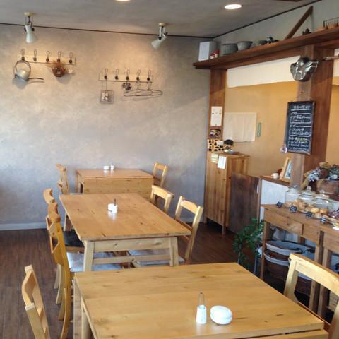 色々なカフェをツイートしていきます♪行ってみたいカフェがあったらRTお願いします♪