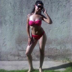 Soy una morochaa activa sobre todo con mucho estilo..soy fans  del Dominicano JEAN CARLOS (Cuarteto )