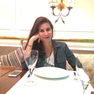 fistiklipamuk's profile picture. Laughing face.