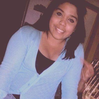 18. Venezolana. Futura Dra♥
Instagram: yenyka97