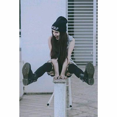 Rock como forma de vida. Escritura y lectura como anestesia. Bloggeras.