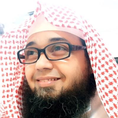 طويلب علم وبكالوريوس في العلوم الشرعية ومهتم بأمور المسلمين في كل مكان في العالم