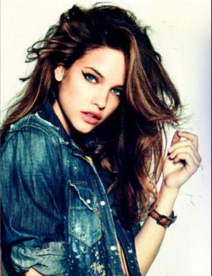 IamMandyBrock's profile picture. |Ravenclaw|5°Curso|Always|Ejército Dumbledore.|#IAmHPRol|Hermano petardo|Seamuser|Padre mago, madre muggle.