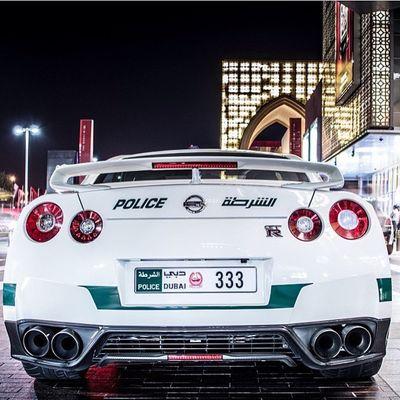 CarssDubai's profile picture. 