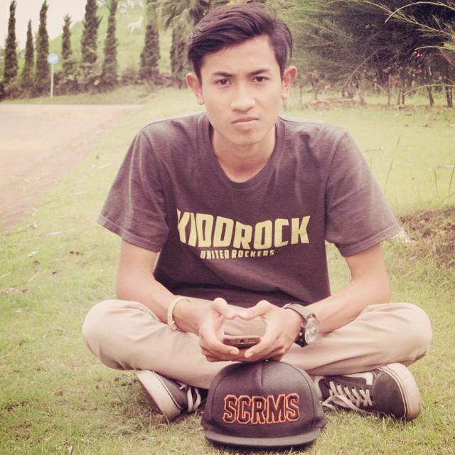 informatics engineering State Polytechnic of Malang | trying hard and still be myself | fb: Prima Aden | IG : primaaden | natnats ❤