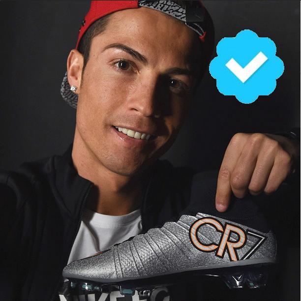 ► Welcome All Fans™ 
► Photos, Videos & News About Ronaldo™ 
► Like & Be A Part of Our Account™  ��