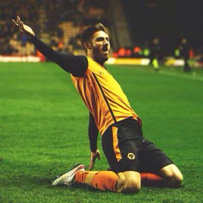 talk about anything football but mainly wolves!! @officialwolves